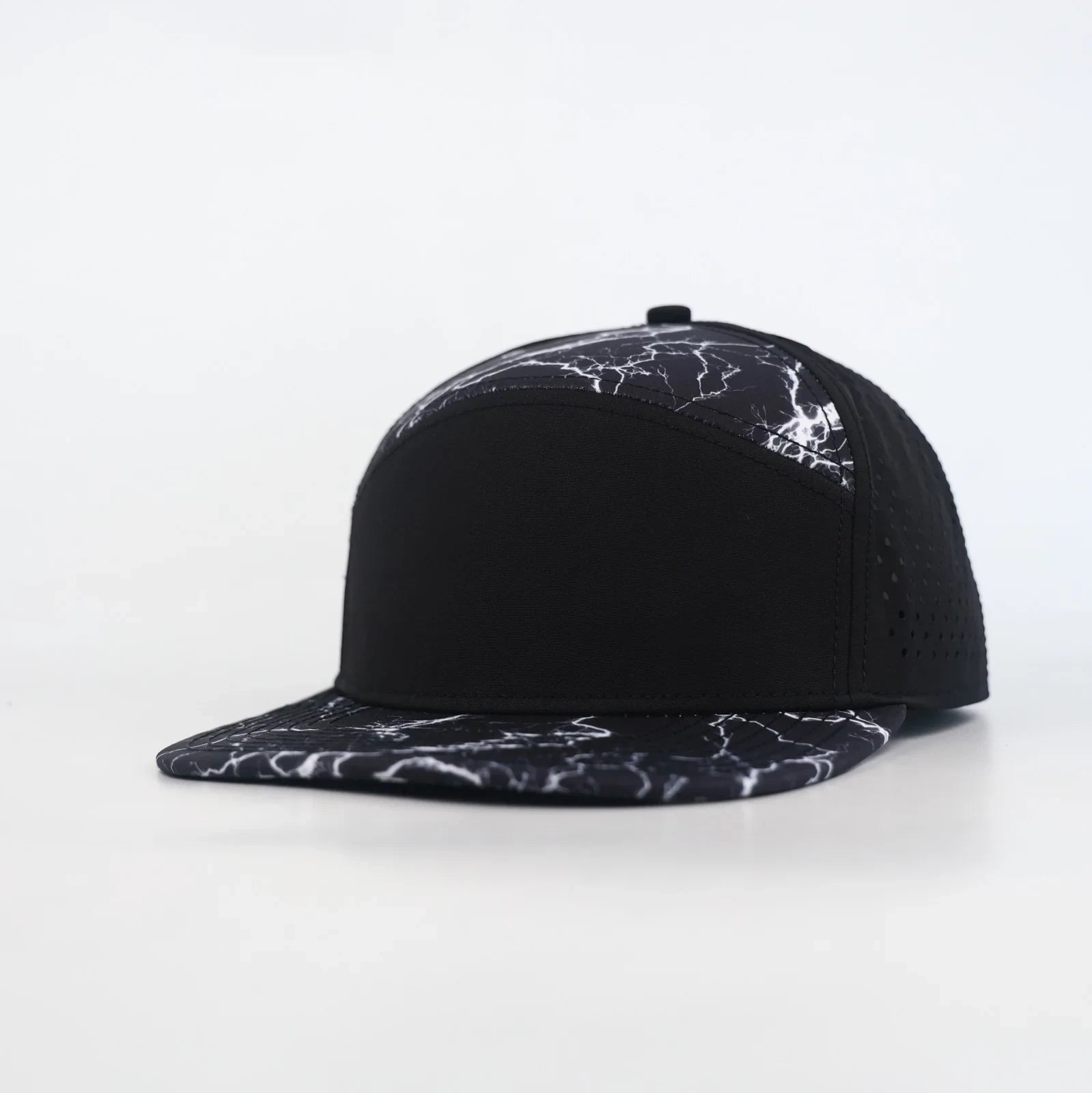 Stick'em Deep Black & White Lightning Flat Bill Snapback – Black Back — front view